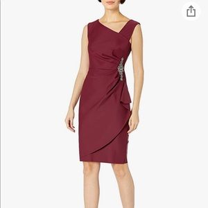 Alex Evenings Women's Slimming Ruched Dress